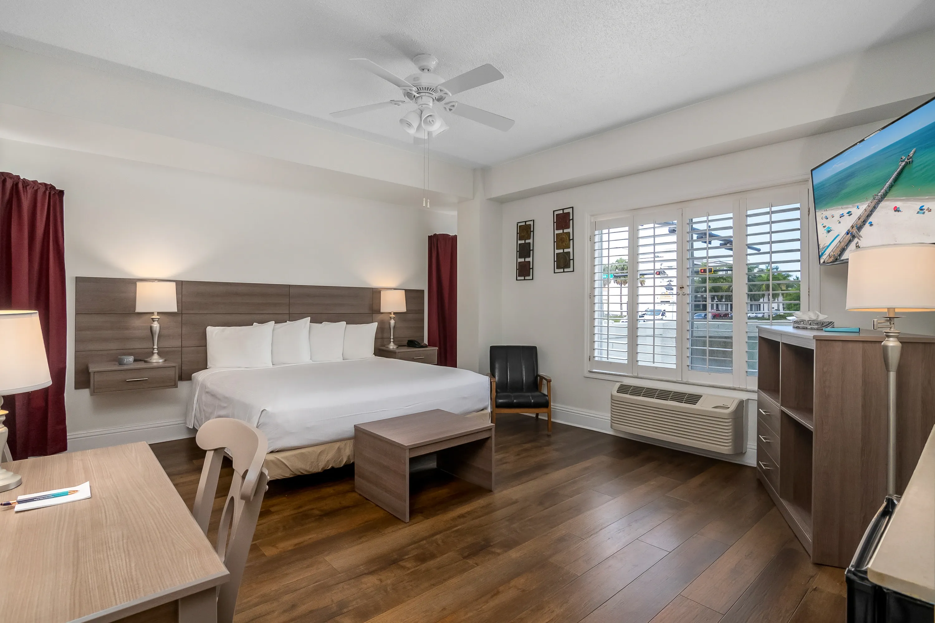 King Bed 1